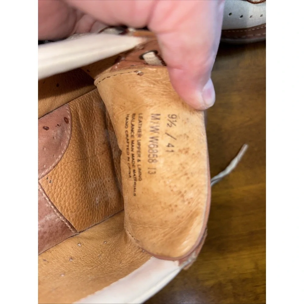 BORN Handcrafted Footwear‎ Shoes Size Women's 9.5  Bowling Type Loafer Lace Up